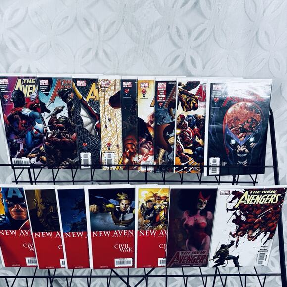 The New Avengers 12-27 Lot Civil War Hawkeye as Ronin - Picture 1 of 7